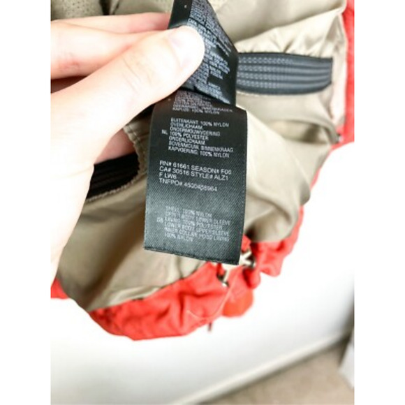 The North Face Y2K Ski Jacket Waterproof and Windproof - Picture 9 of 12